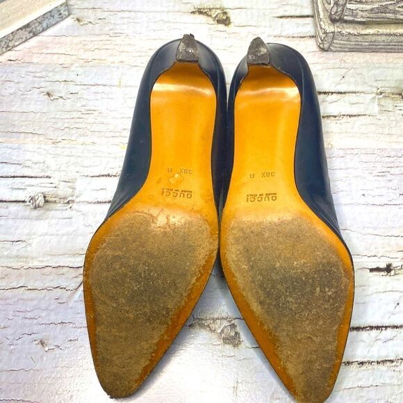 🌷Gucci 🌷Authentic Vintage Navy Blue Gold Gem Heel Leather Pumps From Italy 🇮🇹 - Picture 7 of 8